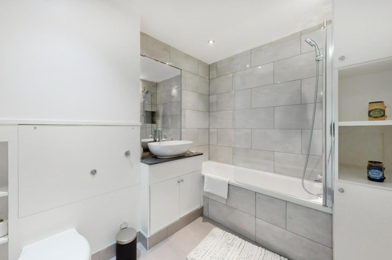 Appartement Elegant 1Bed Flat With Parking 5 Min To Hackney Wick à Londres Extérieur photo